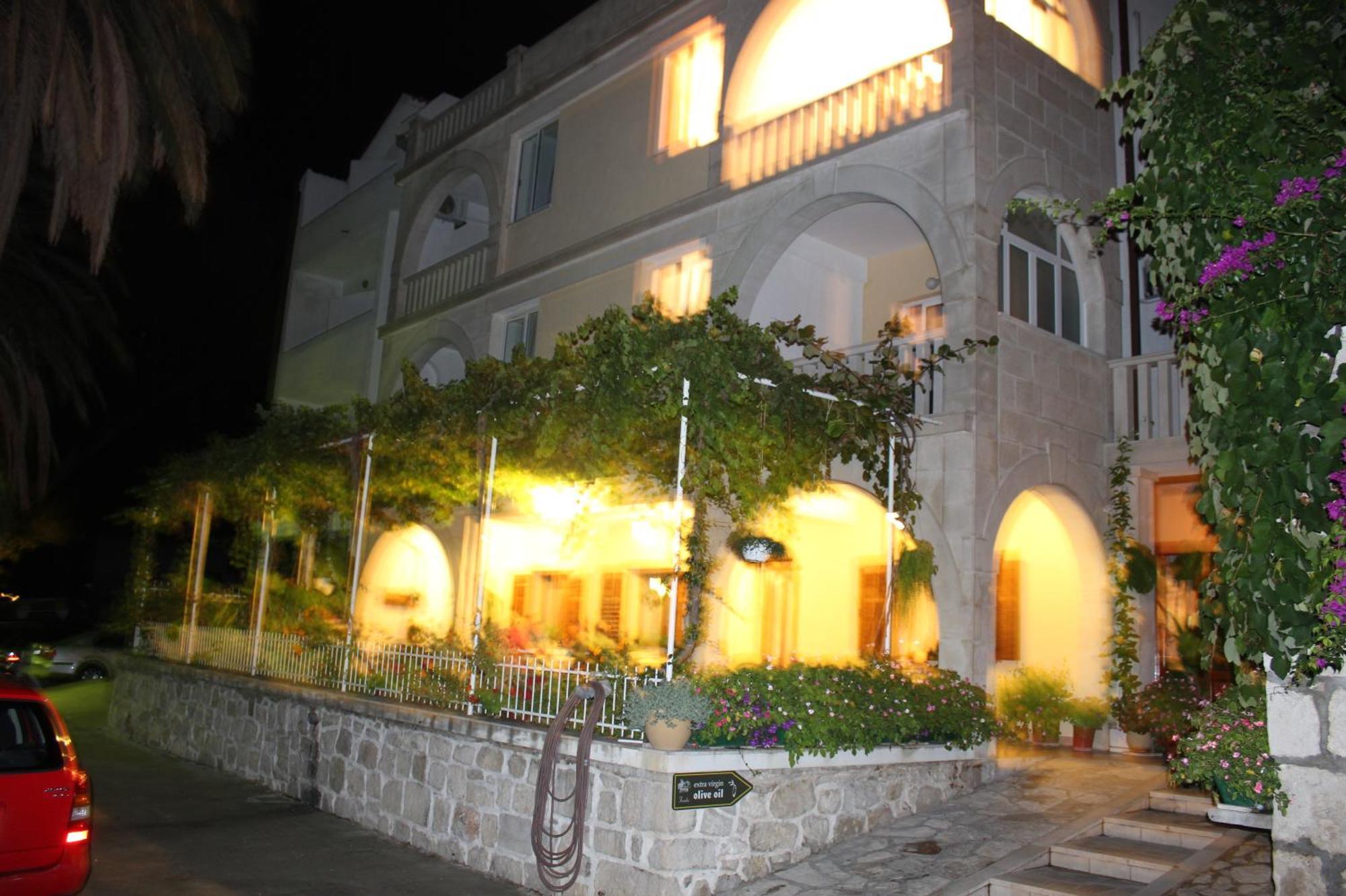 Apartments Pansion Franka Brist Quarto foto