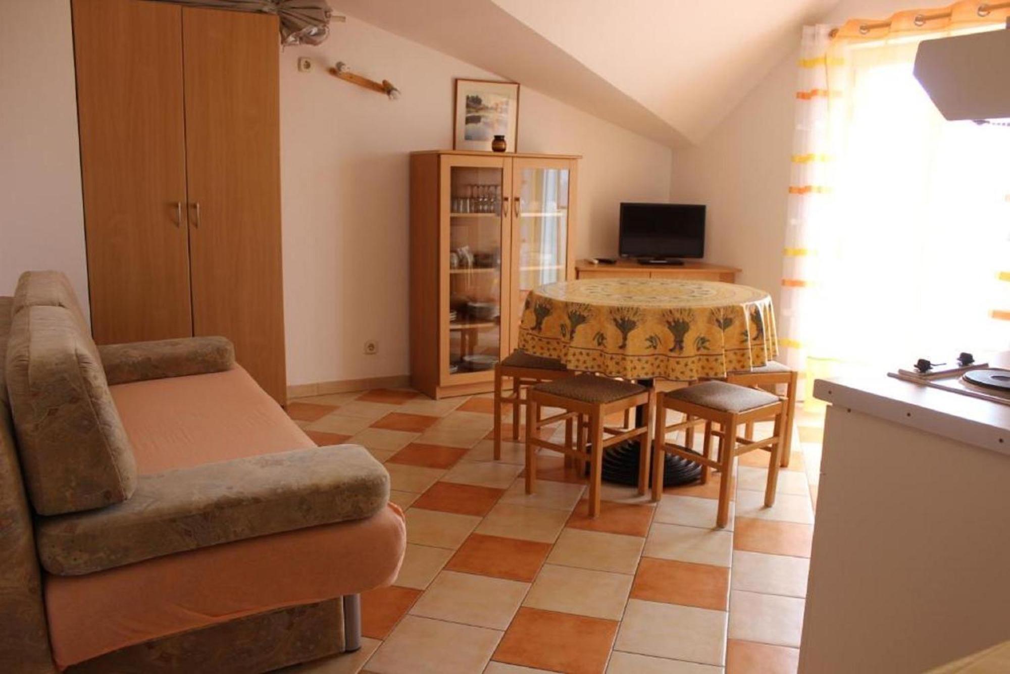 Apartments Pansion Franka Brist Exterior foto