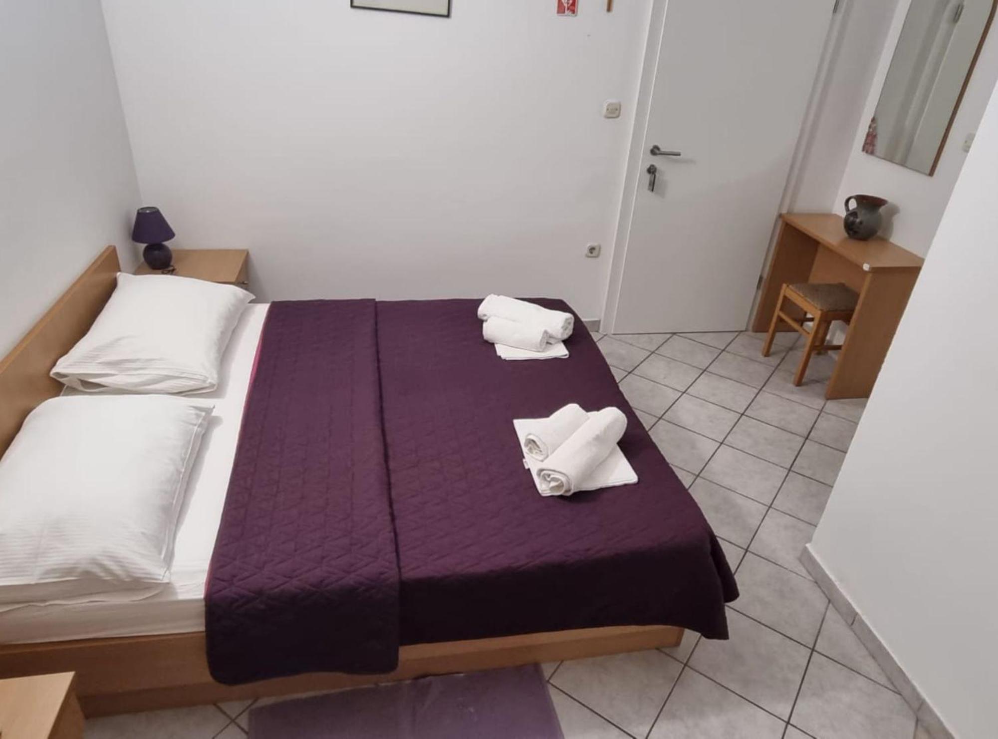 Apartments Pansion Franka Brist Exterior foto